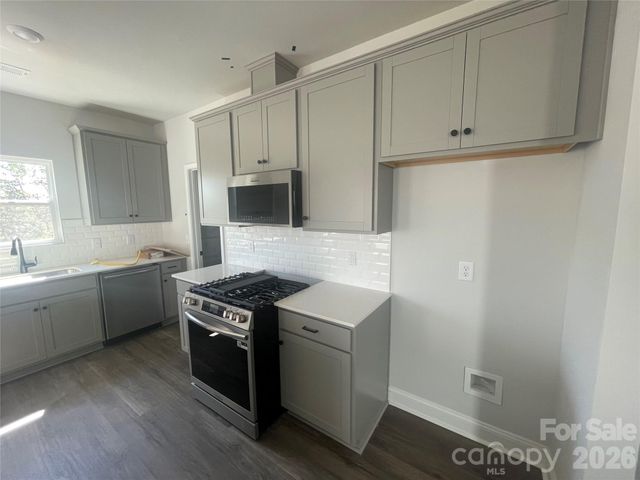 4049 Grommet Court, Matthews, NC 28105