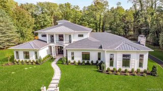 523 Long Beach Road, Nissequogue, NY 11780