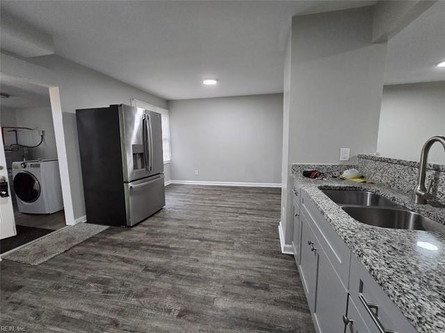 23 Farragut ST, Portsmouth, VA 23702