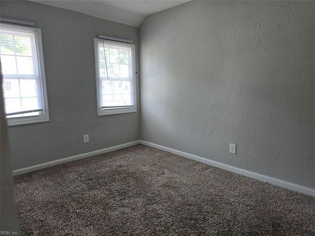 23 Farragut ST, Portsmouth, VA 23702