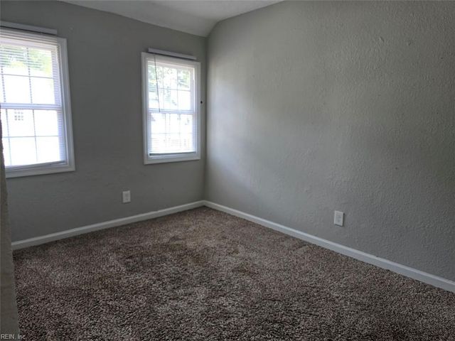 23 Farragut ST, Portsmouth, VA 23702