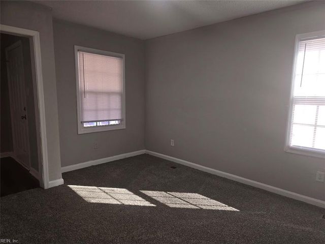 23 Farragut ST, Portsmouth, VA 23702