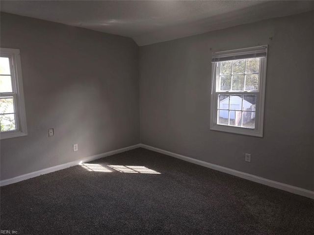 23 Farragut ST, Portsmouth, VA 23702
