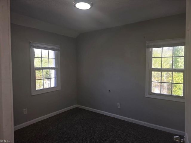 23 Farragut ST, Portsmouth, VA 23702