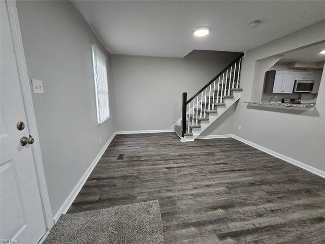 23 Farragut ST, Portsmouth, VA 23702