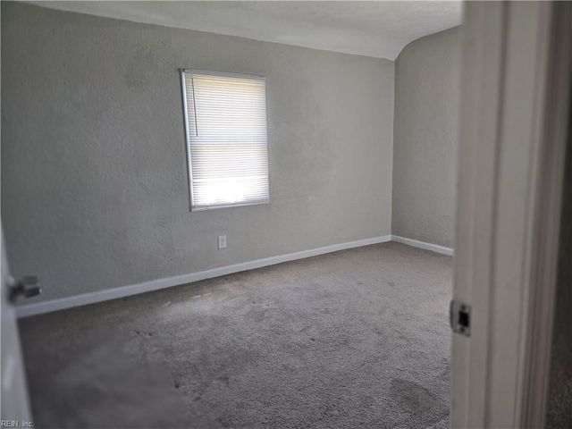 23 Farragut ST, Portsmouth, VA 23702