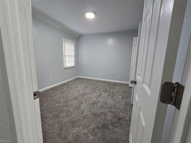 23 Farragut ST, Portsmouth, VA 23702