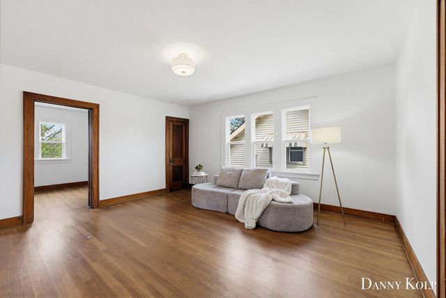 1058 4th Street Nw, City Of Grand Rapids, MI 49504