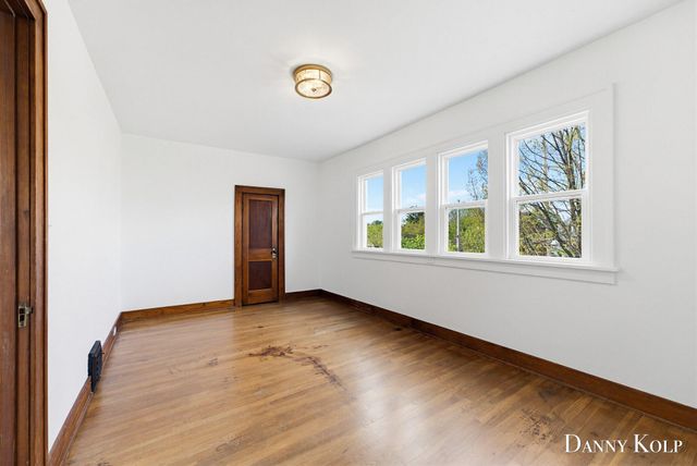 1058 4th Street Nw, City Of Grand Rapids, MI 49504