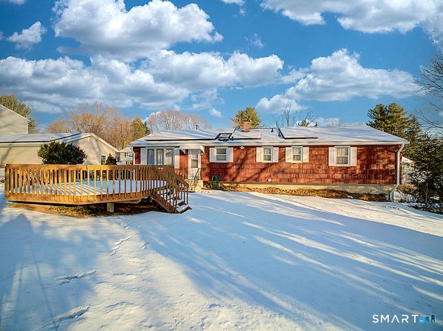 18 Anns Farm Road, Hamden, CT 06518