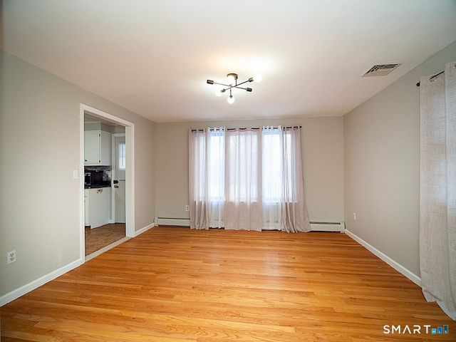 18 Anns Farm Road, Hamden, CT 06518