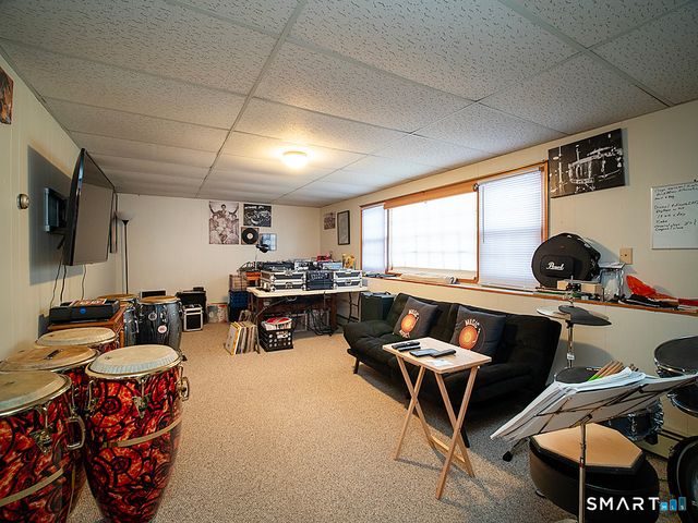 18 Anns Farm Road, Hamden, CT 06518