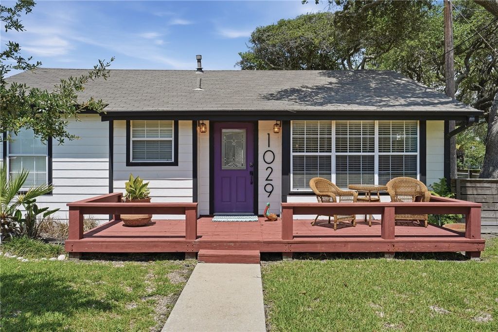 1029 Lady Claire St, Rockport, TX 78382 — photo 4