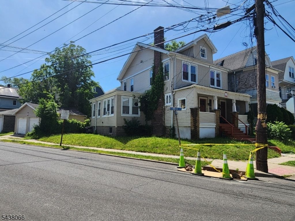 66 Becker Ter, Irvington Twp., NJ 07111 — photo 2