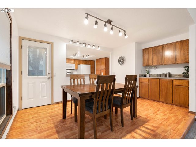 1480 Se JACQUELIN Dr, Hillsboro, OR 97123