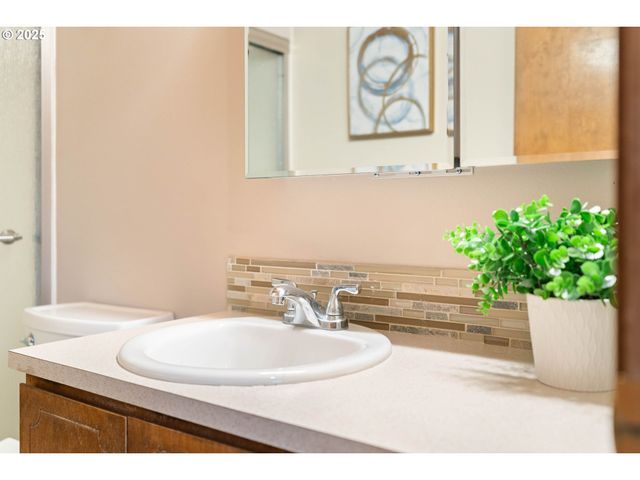 1480 Se JACQUELIN Dr, Hillsboro, OR 97123