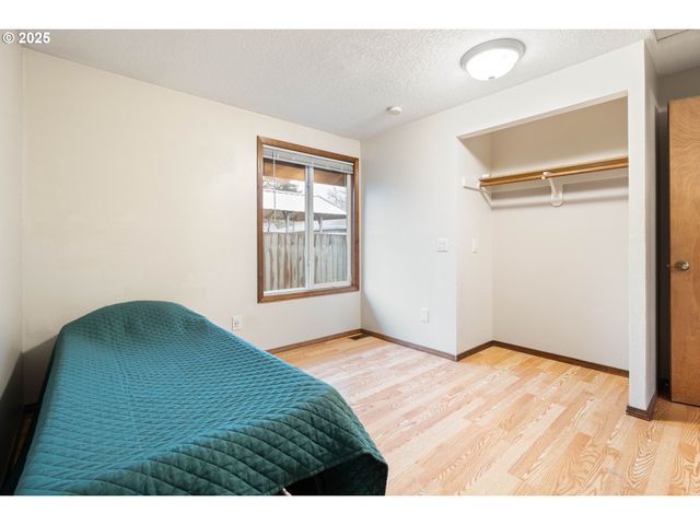 1480 Se JACQUELIN Dr, Hillsboro, OR 97123