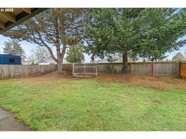 1480 Se JACQUELIN Dr, Hillsboro, OR 97123