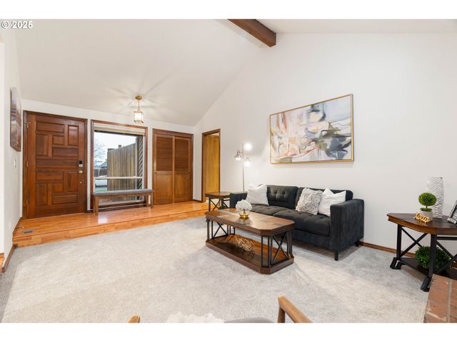 1480 Se JACQUELIN Dr, Hillsboro, OR 97123