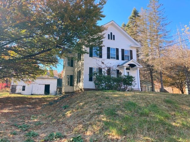 10 William St, Chester, MA 01011