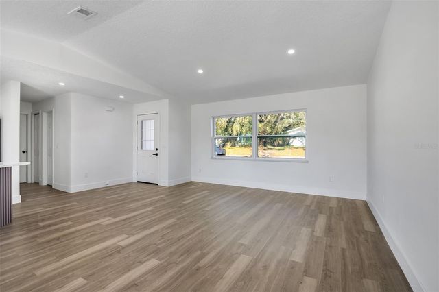 1350 LAKE ASHER CIRCLE, Apopka, FL 32703