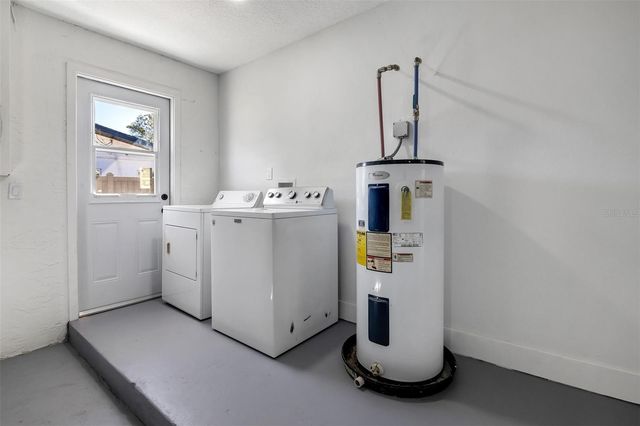 1350 LAKE ASHER CIRCLE, Apopka, FL 32703