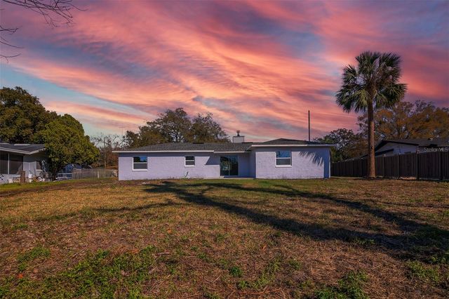 1350 LAKE ASHER CIRCLE, Apopka, FL 32703