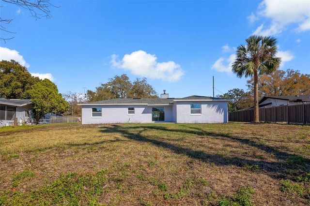 1350 LAKE ASHER CIRCLE, Apopka, FL 32703