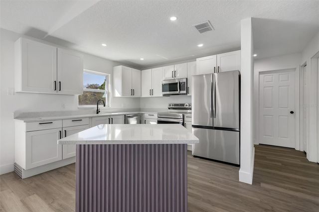 1350 LAKE ASHER CIRCLE, Apopka, FL 32703