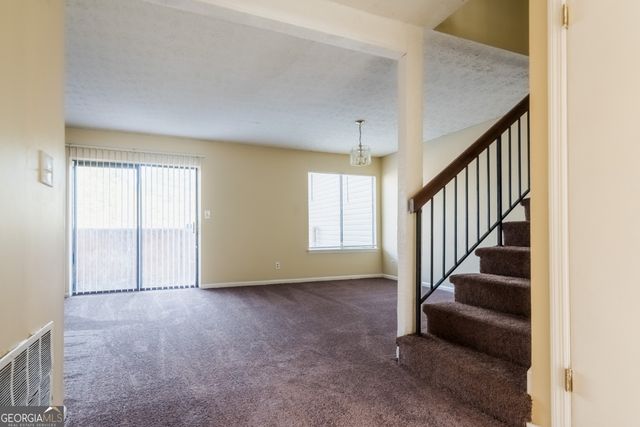 8564 Creekwood Way, Jonesboro, GA 30238