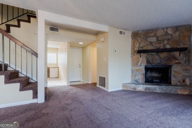 8564 Creekwood Way, Jonesboro, GA 30238