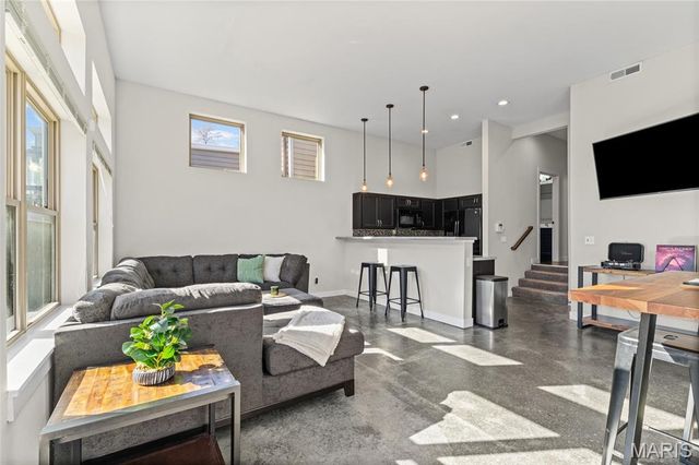 3434 Michigan Avenue, St Louis, MO 63118