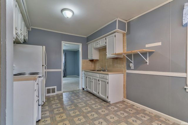 2108 Hercules Avenue, Evansville, IN 47711