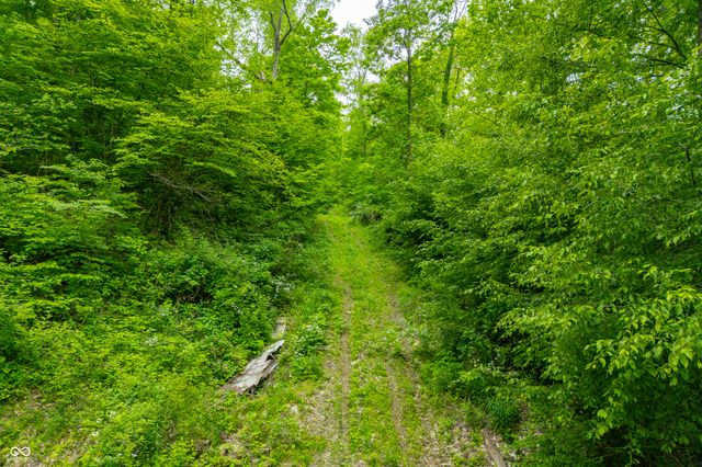 4414 Salt Creek Road, Nashville, IN 47448