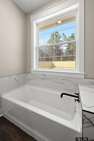 202 Jordan Street, Rusk, TX 75785