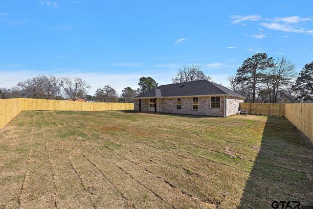 202 Jordan Street, Rusk, TX 75785