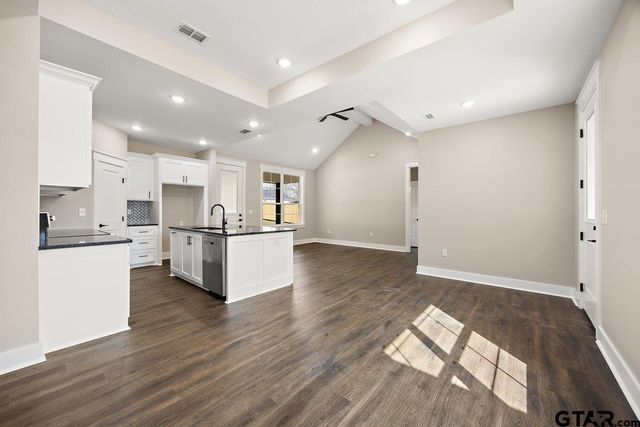 202 Jordan Street, Rusk, TX 75785