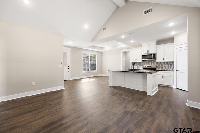 202 Jordan Street, Rusk, TX 75785