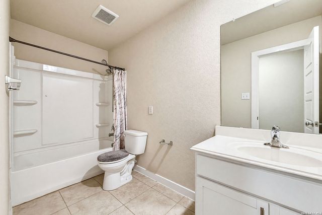 3602 CARDUCCI DR, Converse, TX 78109
