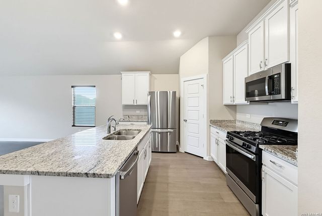 3602 CARDUCCI DR, Converse, TX 78109