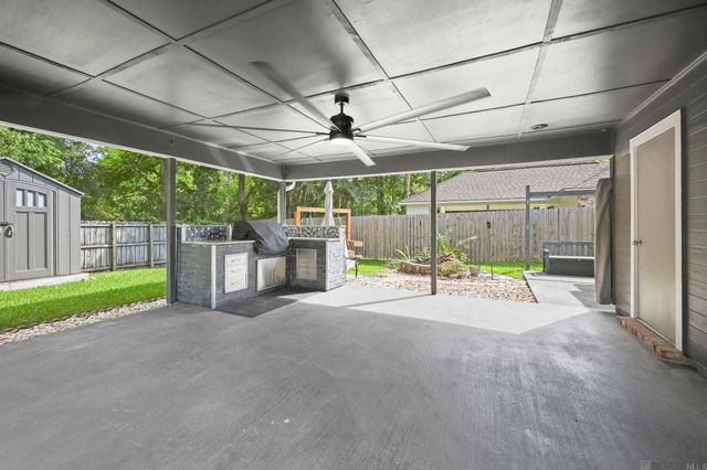17847 Barrett Ln, Baton Rouge, LA 70817