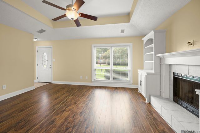 17847 Barrett Ln, Baton Rouge, LA 70817