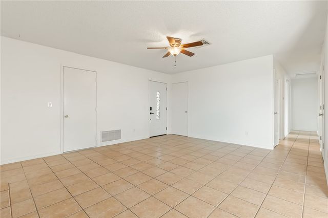 644 S Elgin Road, Golden Valley, AZ 86413