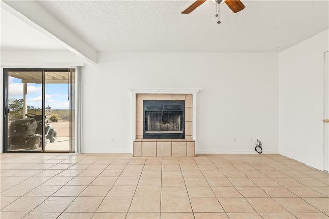 644 S Elgin Road, Golden Valley, AZ 86413