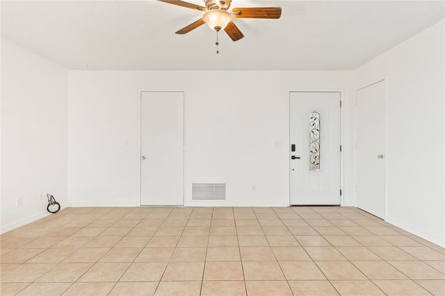 644 S Elgin Road, Golden Valley, AZ 86413