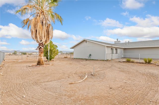 644 S Elgin Road, Golden Valley, AZ 86413