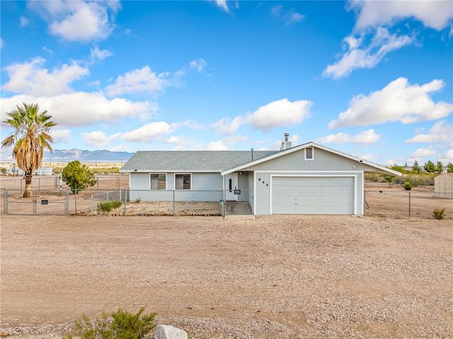 644 S Elgin Road, Golden Valley, AZ 86413