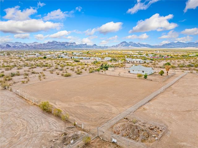 644 S Elgin Road, Golden Valley, AZ 86413