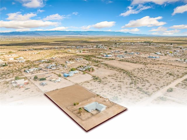 644 S Elgin Road, Golden Valley, AZ 86413