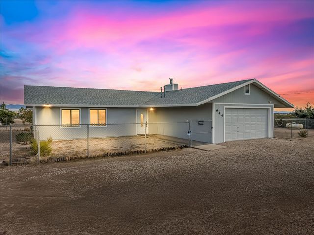 644 S Elgin Road, Golden Valley, AZ 86413